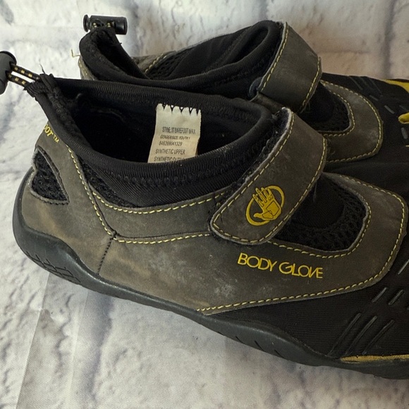 Body Glove Kids Water Shoes - Charcoal and Yellow - Picture 4 of 6